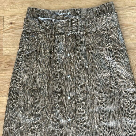 Nanushka Women's Aarohi Brown Snakeskin Midi Skirt Sz Medium Button Snaps Animal - Picture 6 of 12